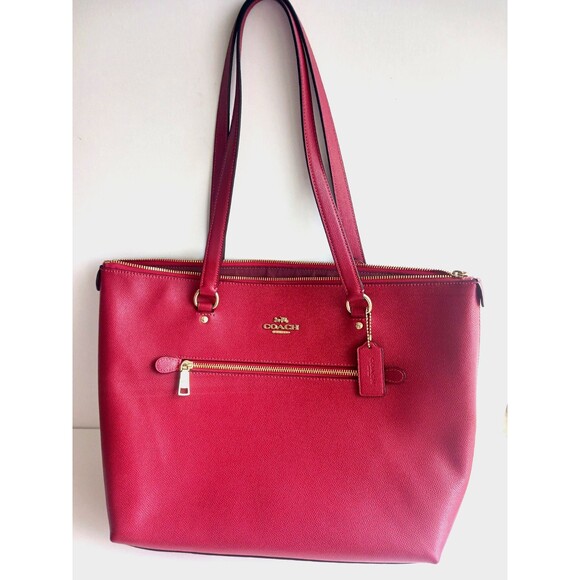 Coach Signature Gallery Tote NWT IM/CHERRY Holiday Red Old Money Preppy - Picture 1 of 9